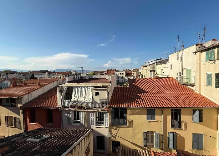 Lovely One-bedroom Apt- Picasso 4 -stay In 昂蒂布