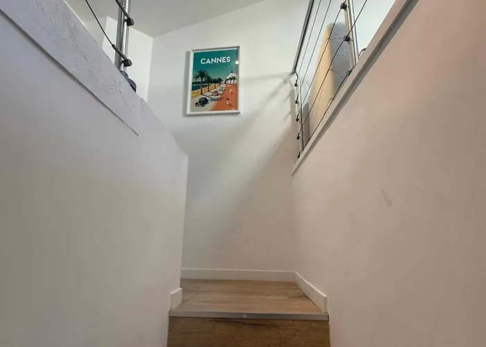 Lovely One-bedroom Apt- Picasso 4 -stay In